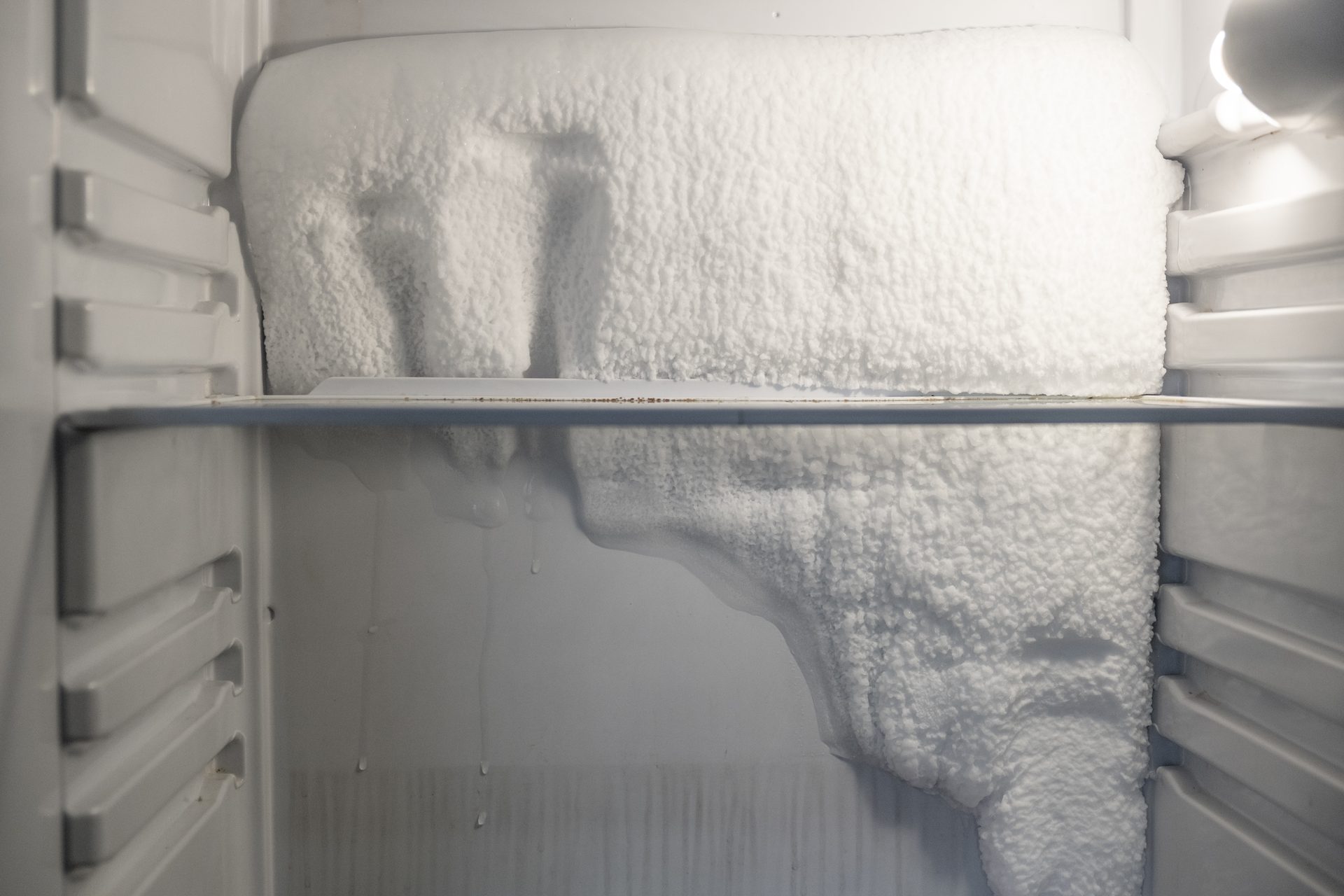 freezer frosting up freezer frosting up